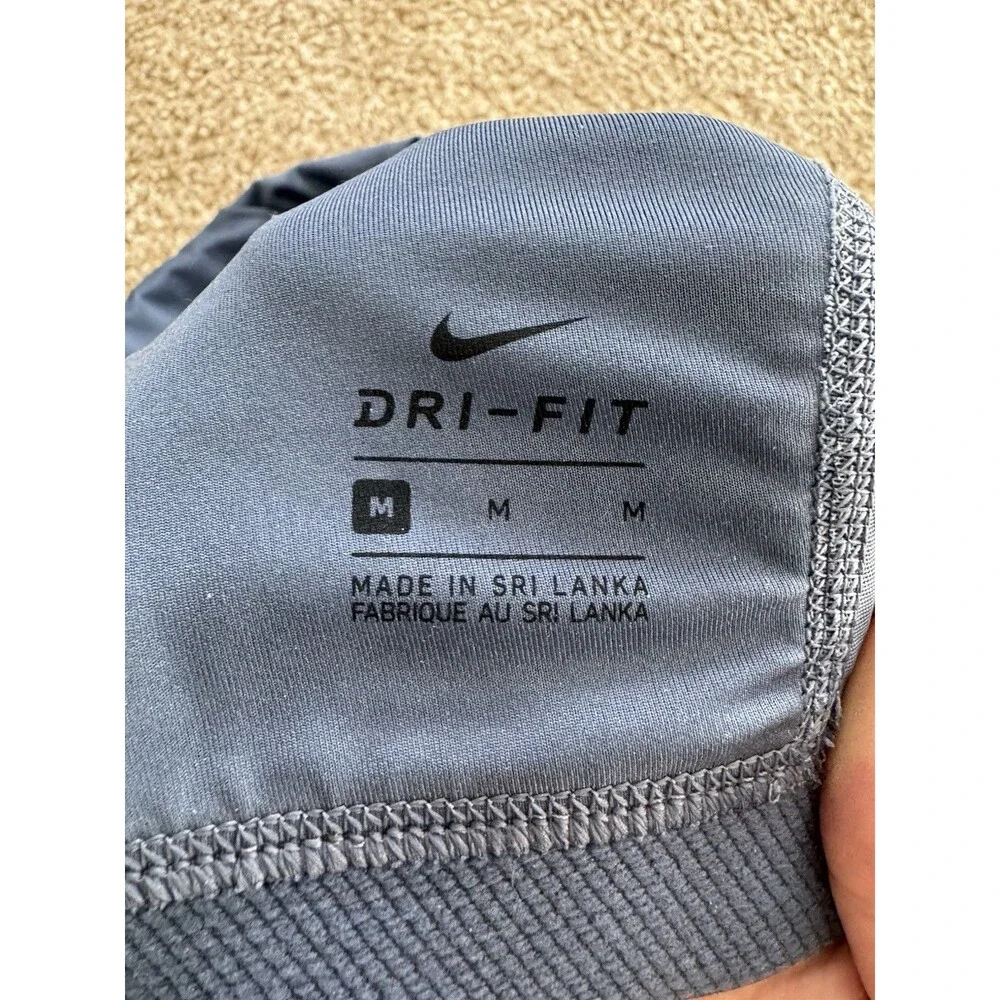 Nike Sports Bra Dri-Fit Twist Back V-Neck Yoga Active Size M Pilates Training